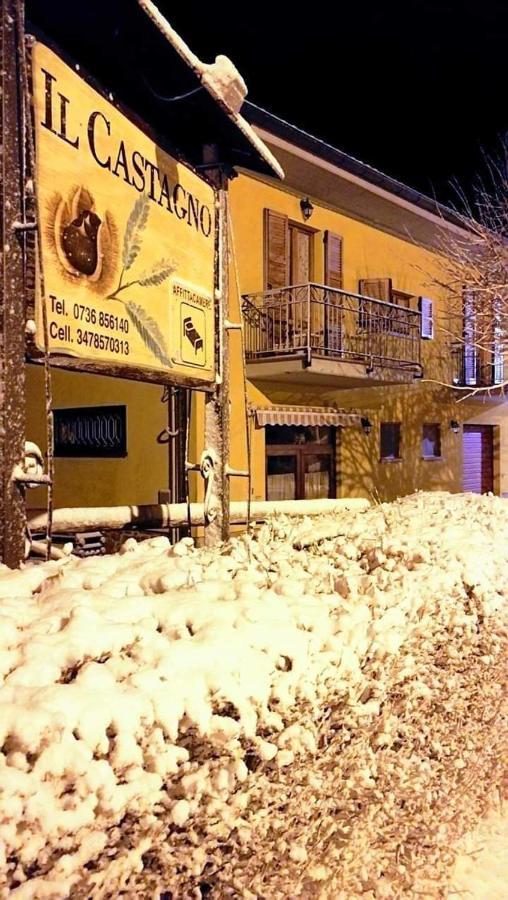 Il Castagno Bed & Breakfast Монтемонако Екстериор снимка